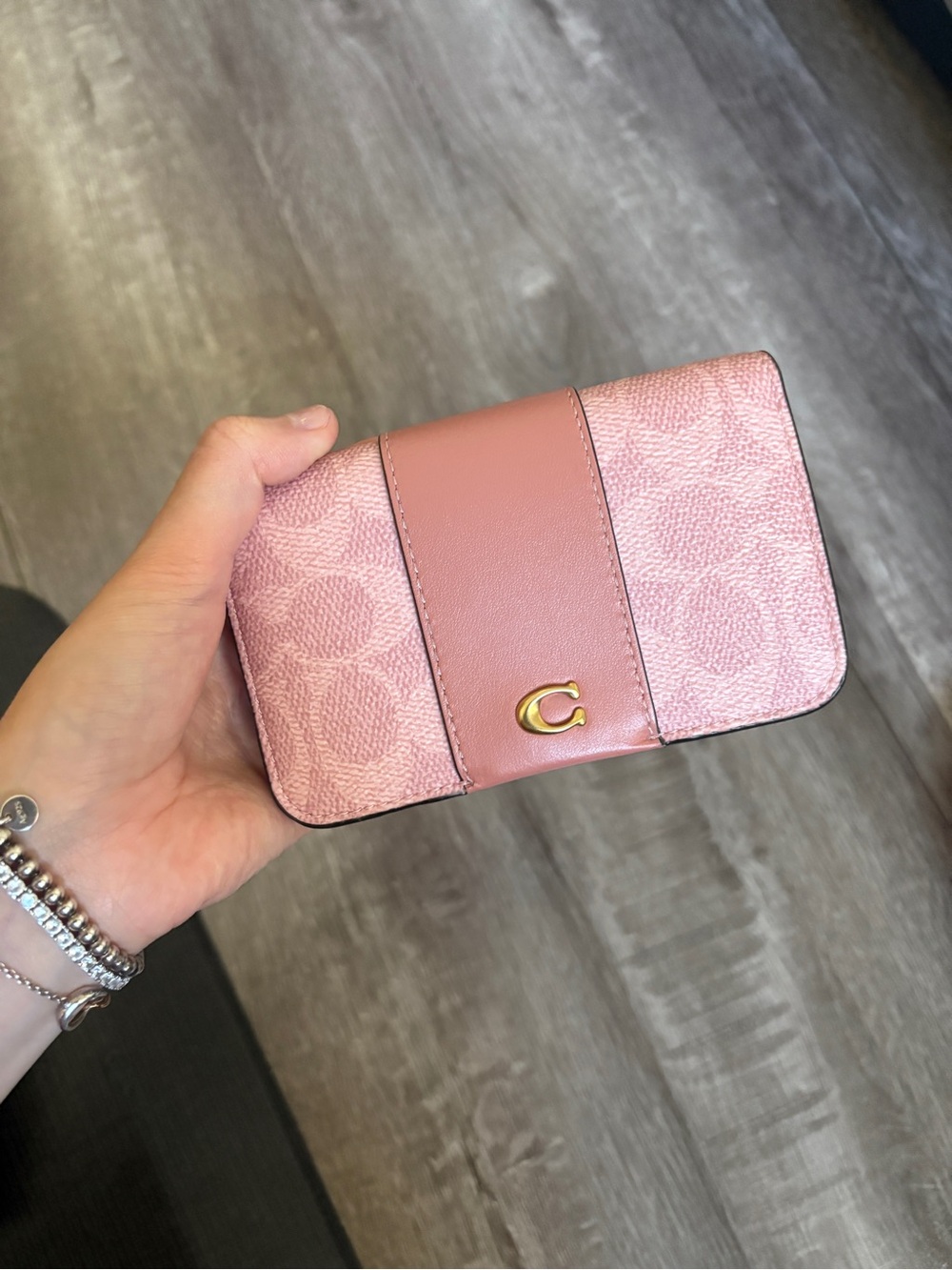 Coach Signature Wallet in Sakura pink Dusty Pink